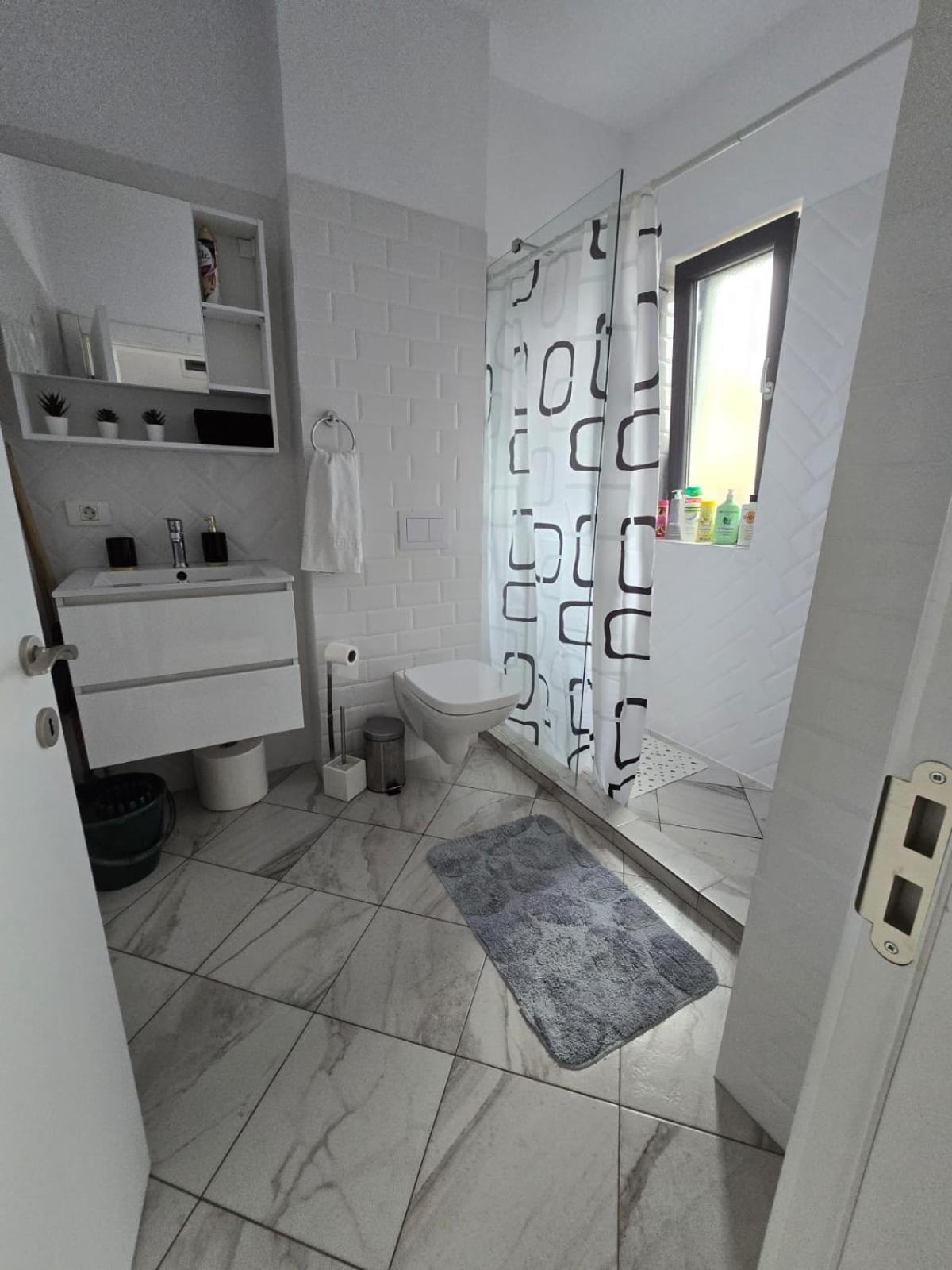 Da Residence Otopeni Eksteriør bilde