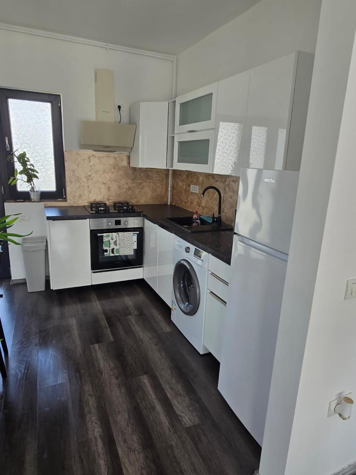 Da Residence Otopeni Eksteriør bilde